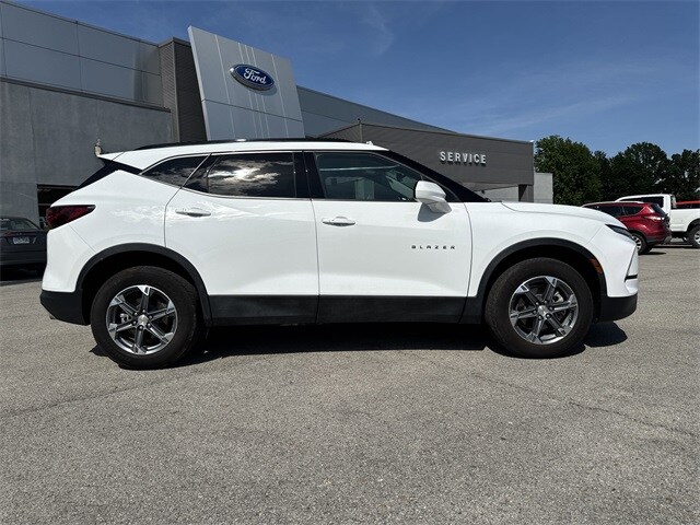2023 Chevrolet Blazer 2LT photo 4
