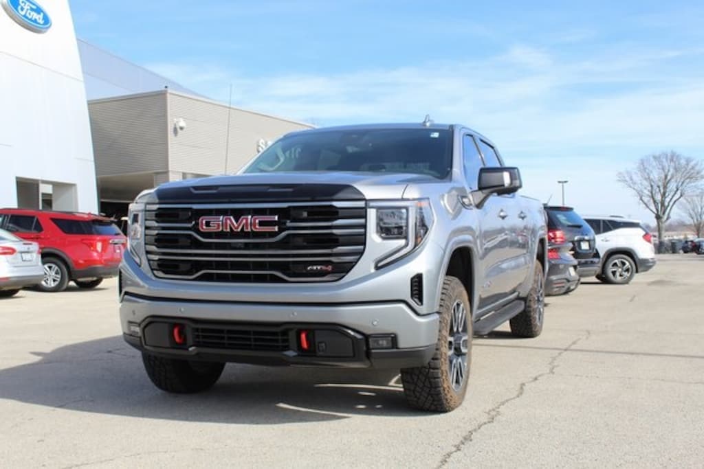 Used 2025 GMC Sierra 1500 AT4 Truck Crew Cab