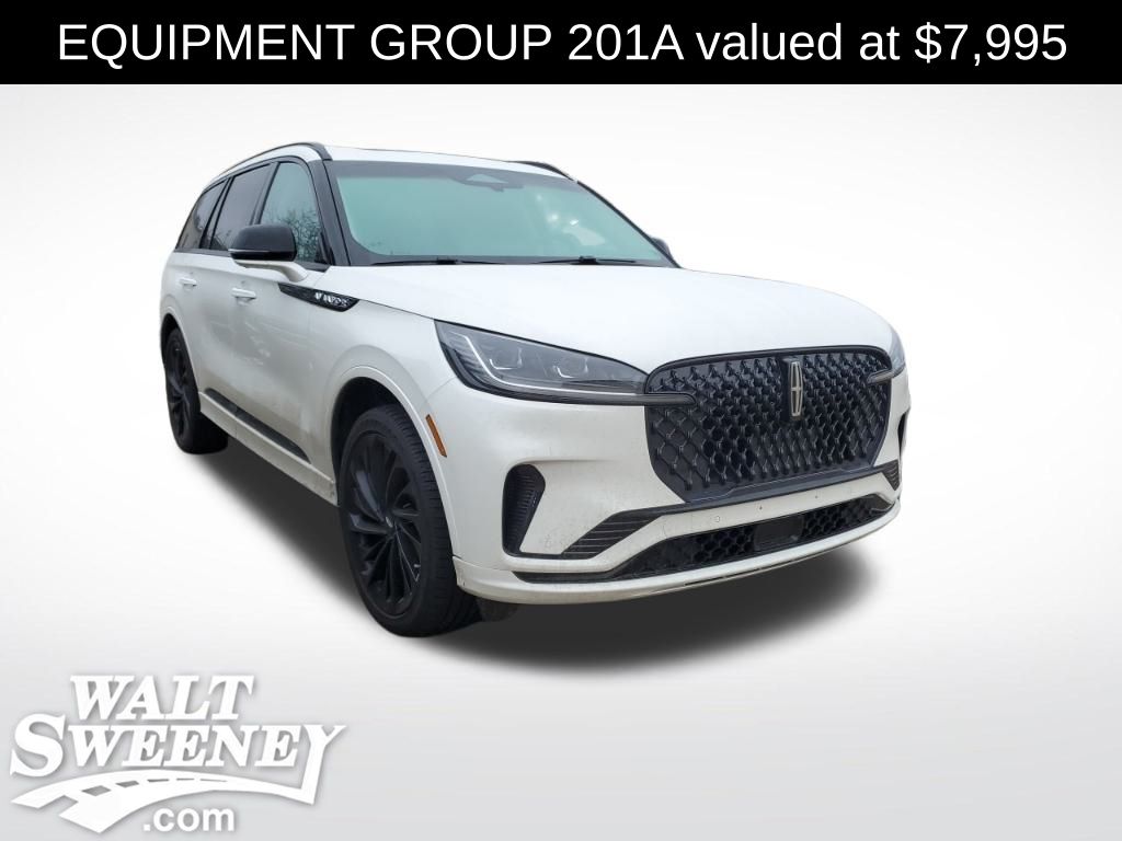 2025 Lincoln Aviator Reserve's photo