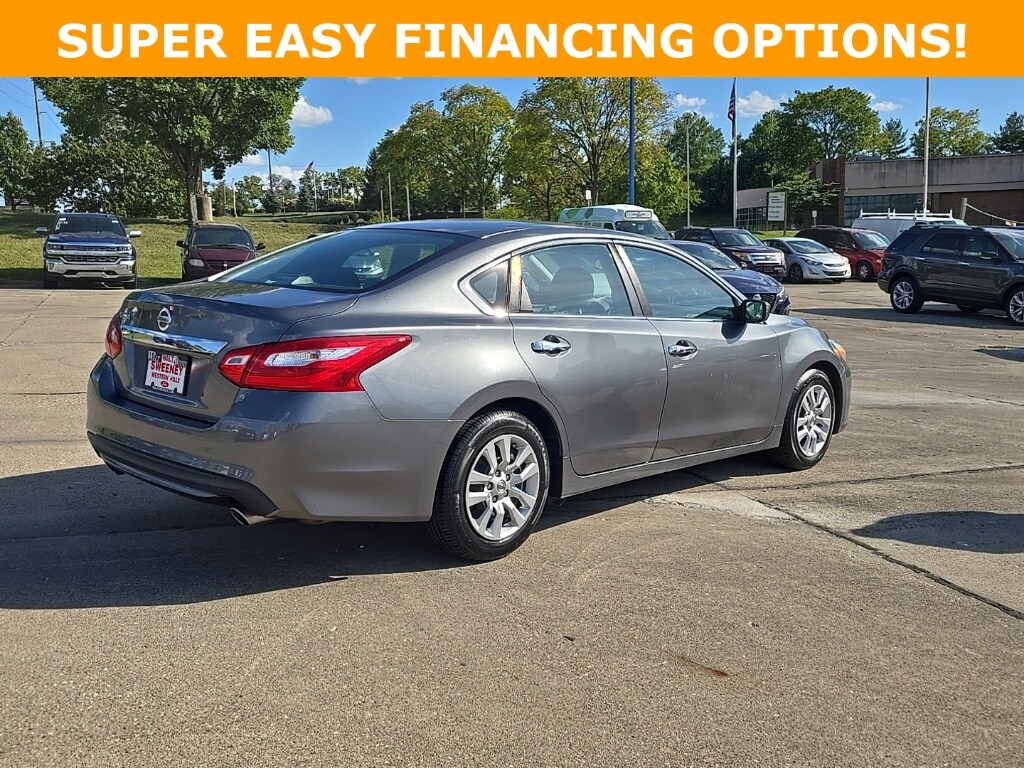 2016 Nissan Altima 2.5 S photo 4