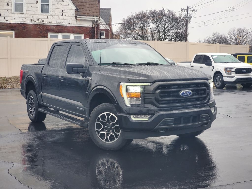 2023 Ford F-150 XLT's photo