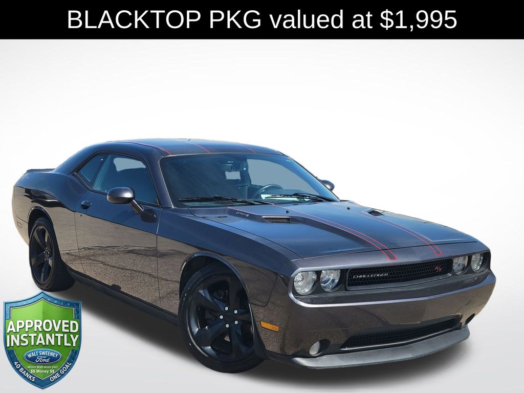 2013 Dodge Challenger R/T's photo