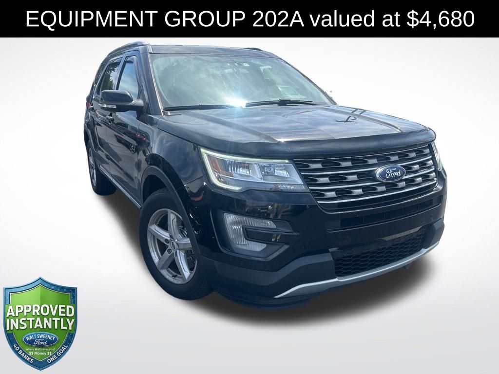 2017 Ford Explorer XLT 4WD's photo