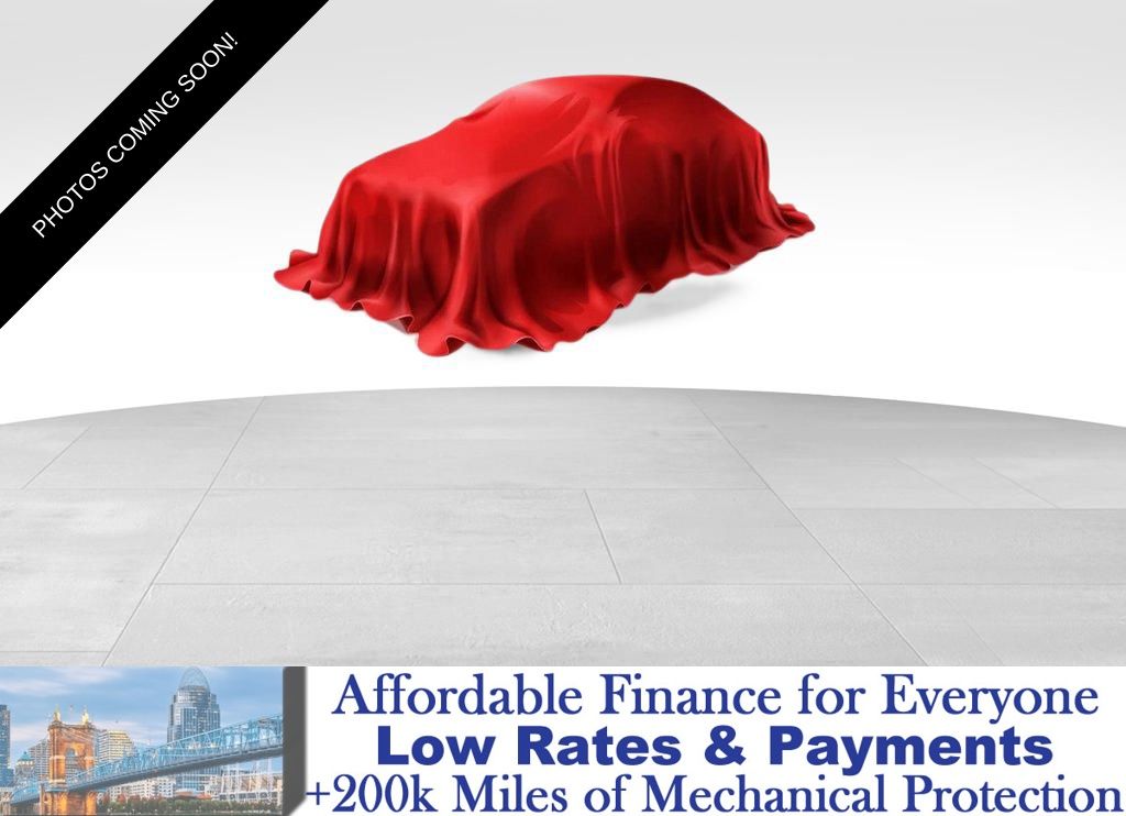 2018 Toyota Camry LE's photo