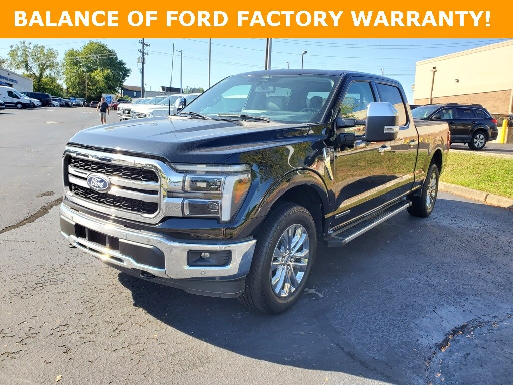 2025 Ford F-150 Lariat photo 2