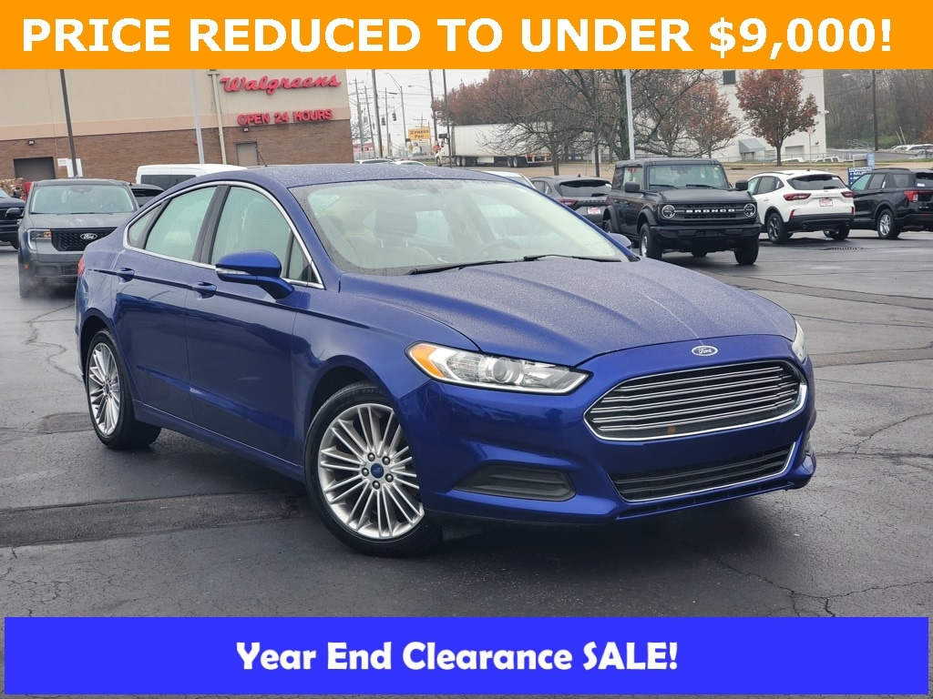 2015 Ford Fusion SE's photo