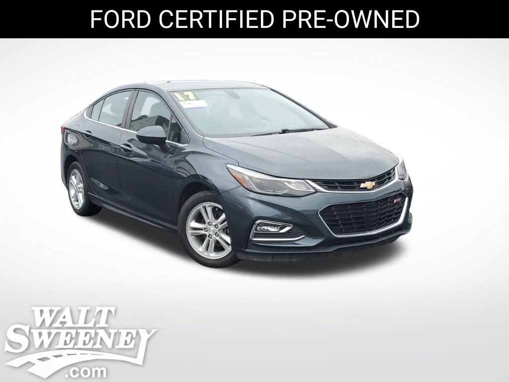 2017 Chevrolet Cruze LT's photo