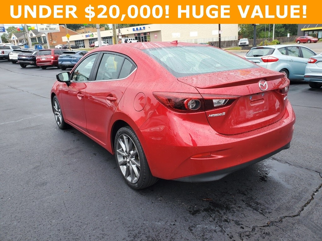 2018 Mazda Mazda3 Grand Touring photo 2