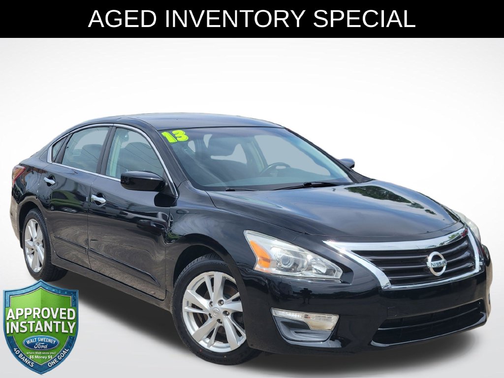 Used 2013 Nissan Altima Sedan SV with VIN 1N4AL3AP5DC267895 for sale in Cincinnati, OH