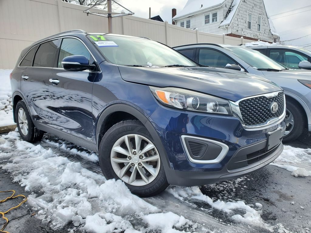 2017 Kia Sorento LX's photo