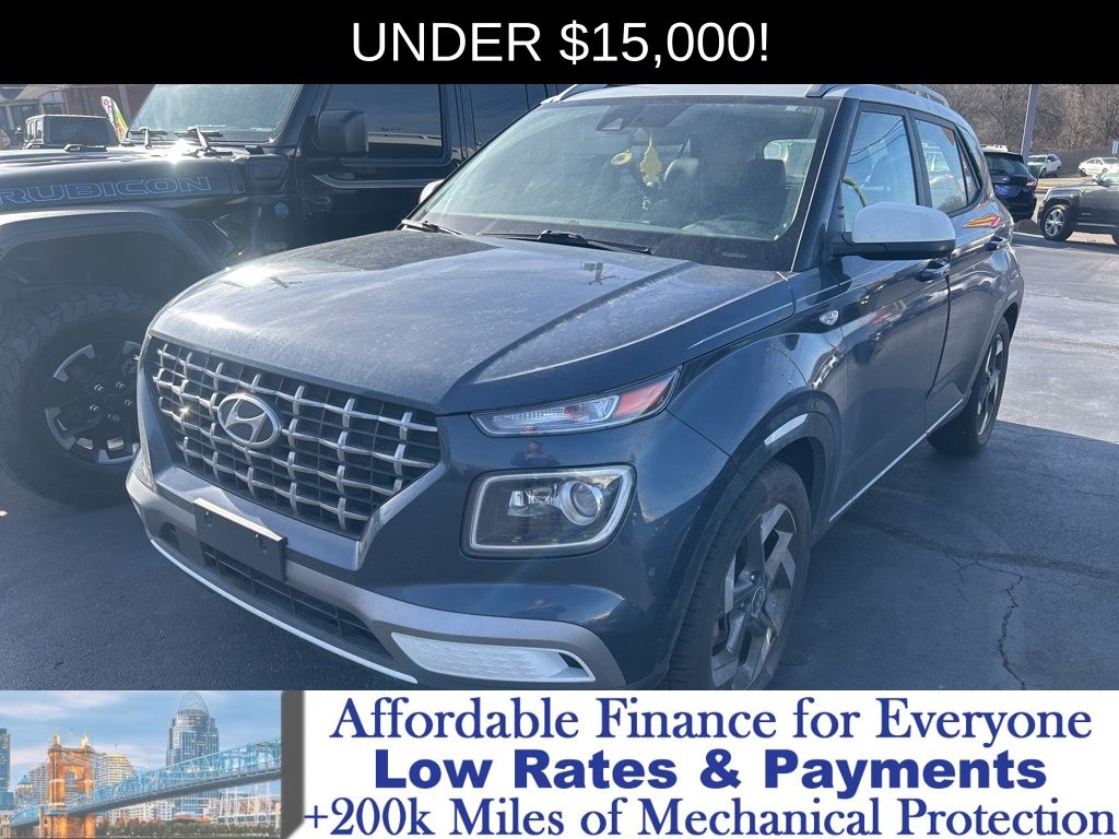 2020 Hyundai Venue Denim's photo