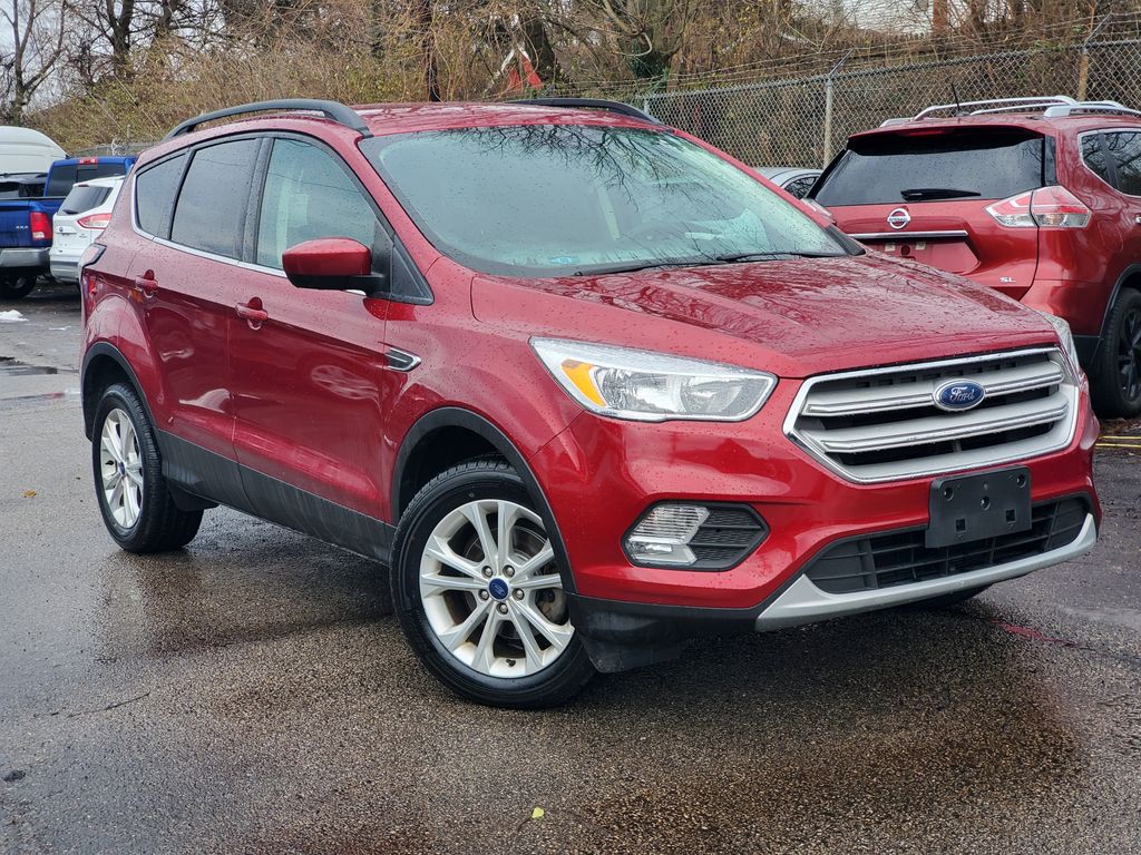 2018 Ford Escape SE's photo