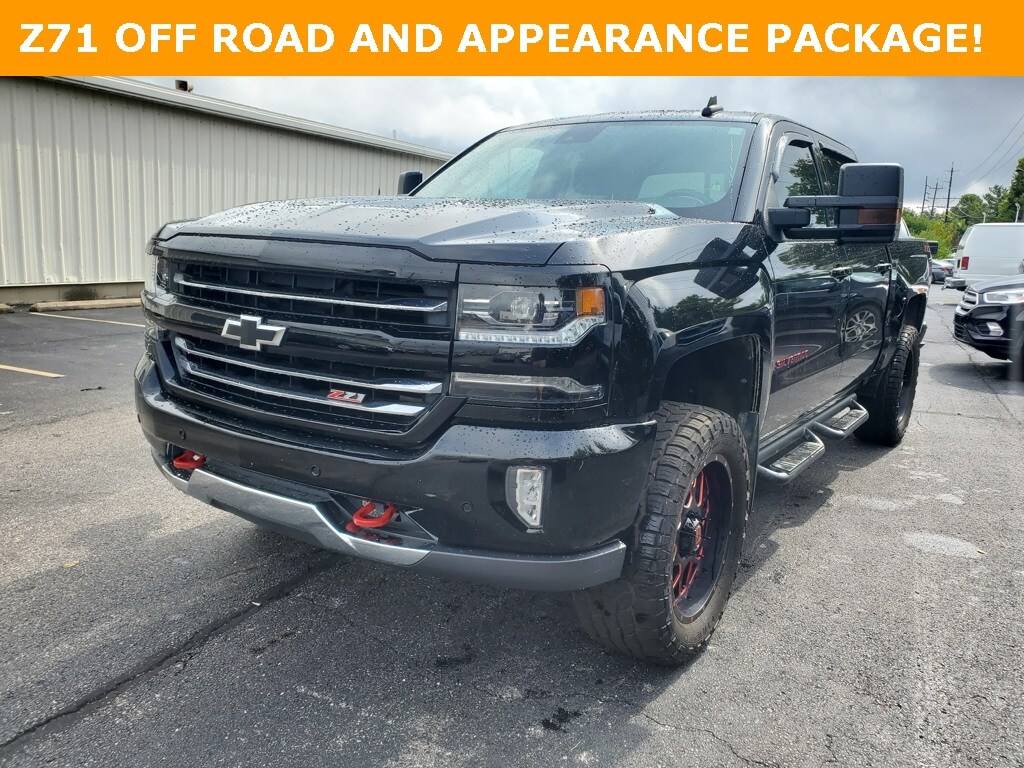 2018 Chevrolet Silverado 1500 LTZ photo 2