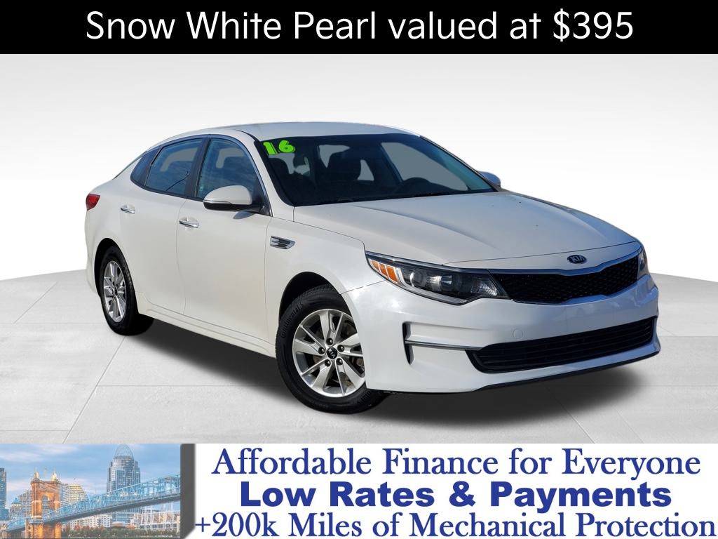 2016 Kia Optima LX's photo