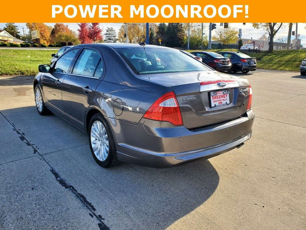 2011 Ford Fusion Hybrid photo 3