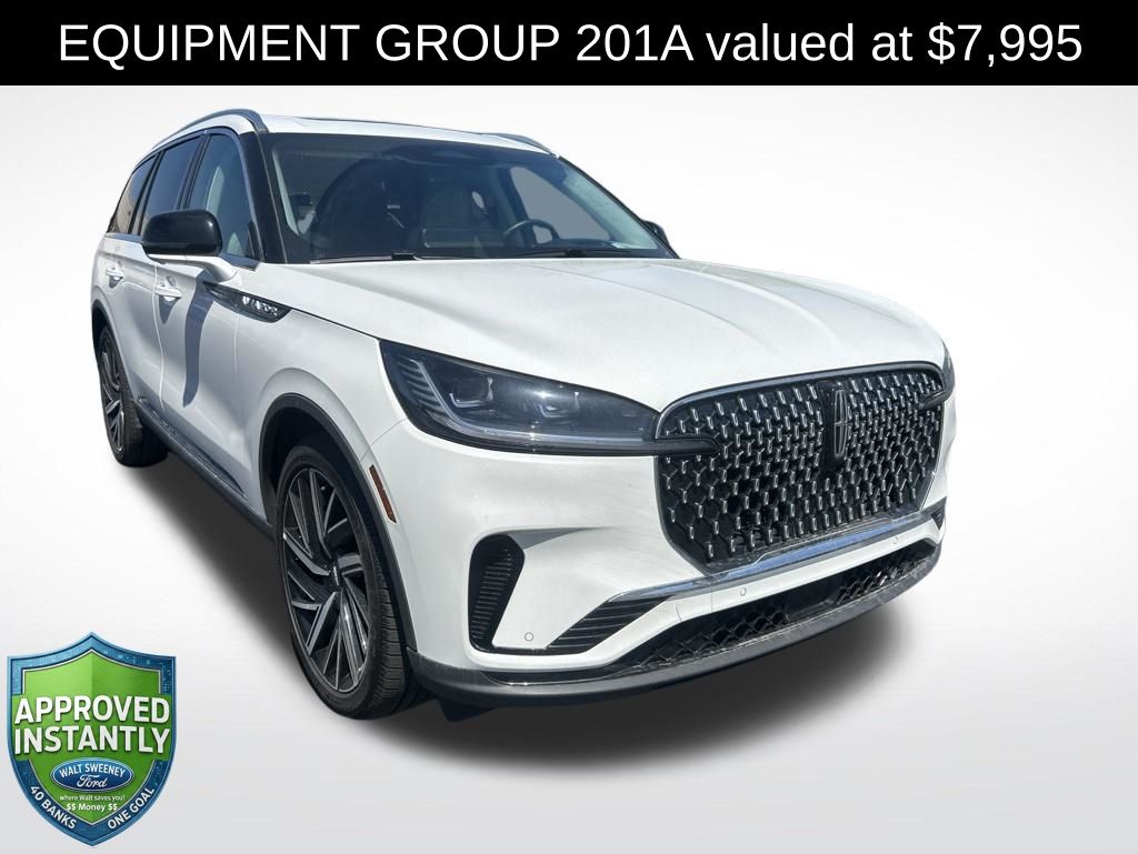 2025 Lincoln Aviator Reserve AWD's photo