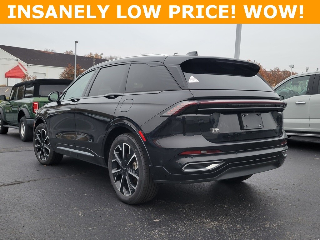 2024 Lincoln Nautilus Reserve photo 4