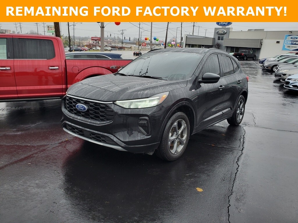 2024 Ford Escape ST-Line photo 2