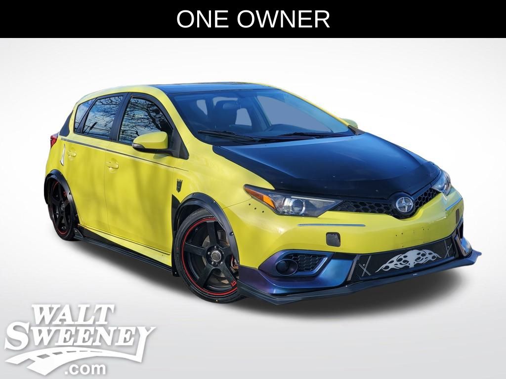 2016 Scion iM Standard's photo