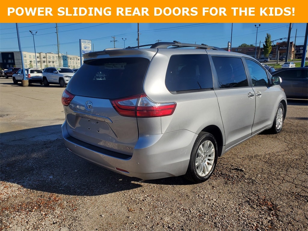 Used 2015 Toyota Sienna XLE Minivan/Van