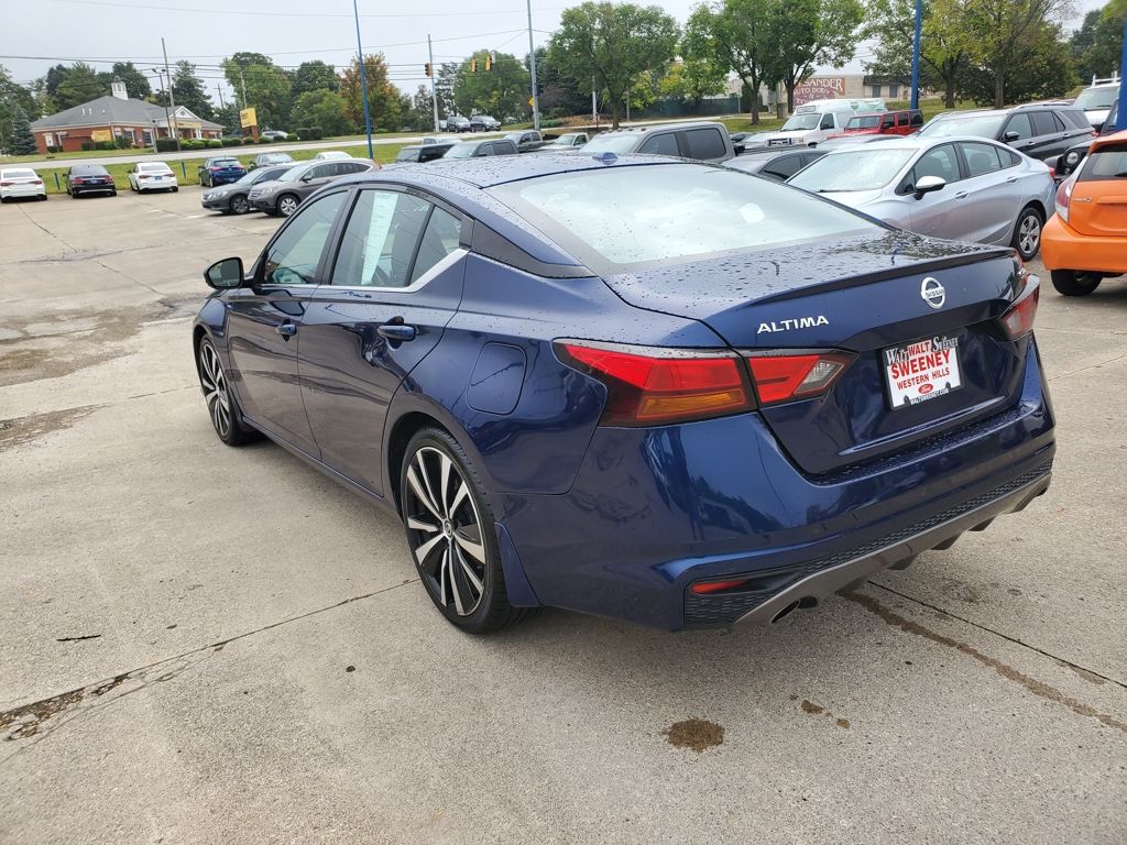 2020 Nissan Altima 2.5 SR photo 3