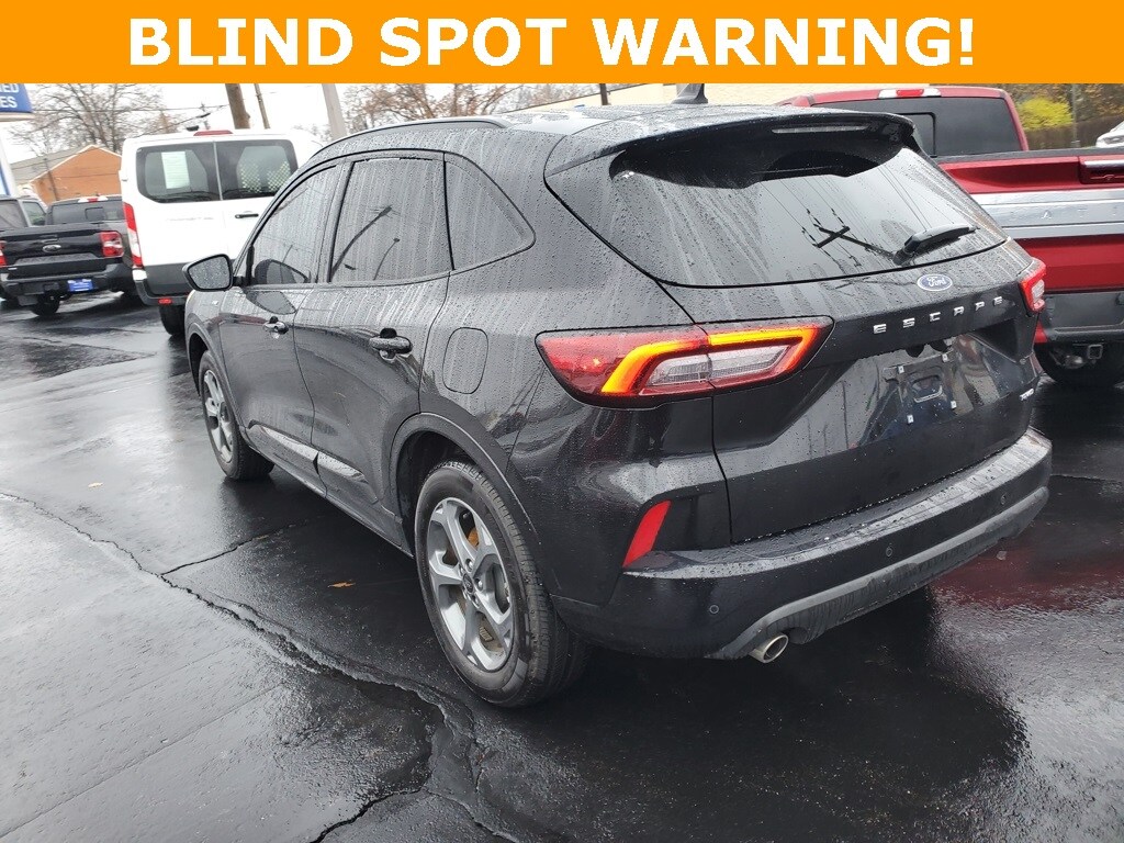 2024 Ford Escape ST-Line photo 3