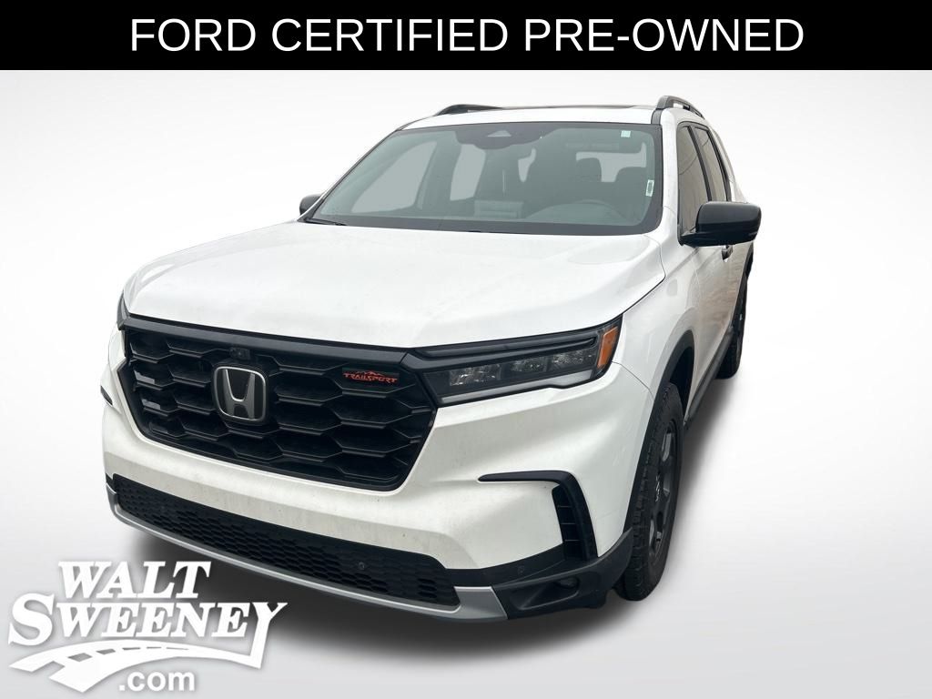 2024 Honda Pilot TrailSport's photo