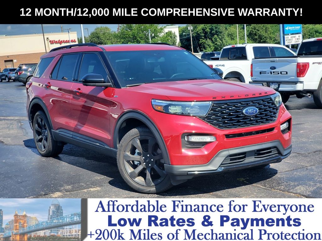 2023 Ford Explorer ST-LINE's photo