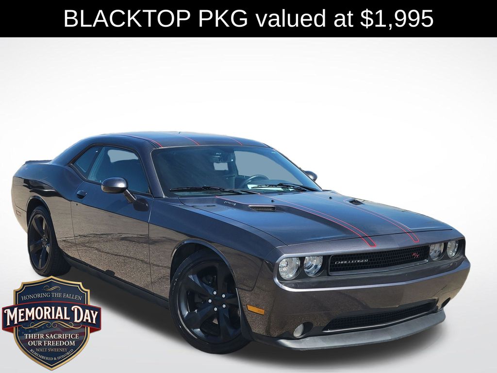 2013 Dodge Challenger R/T's photo