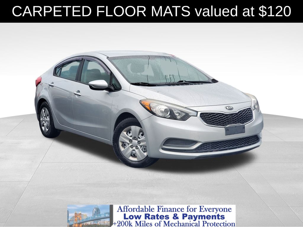 2015 Kia Forte LX's photo