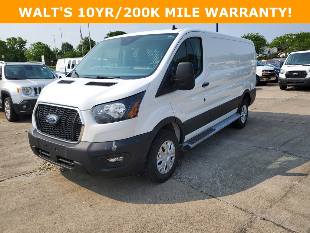 2023 Ford Transit photo 2