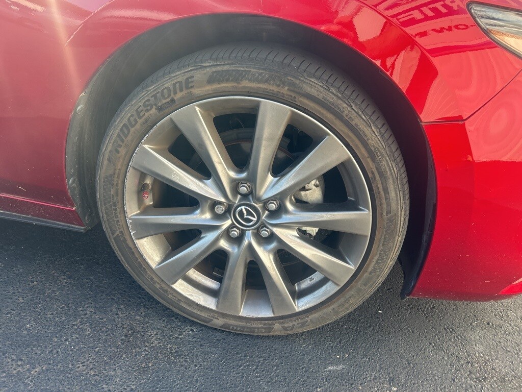 2021 Mazda Mazda3 Premium photo 4