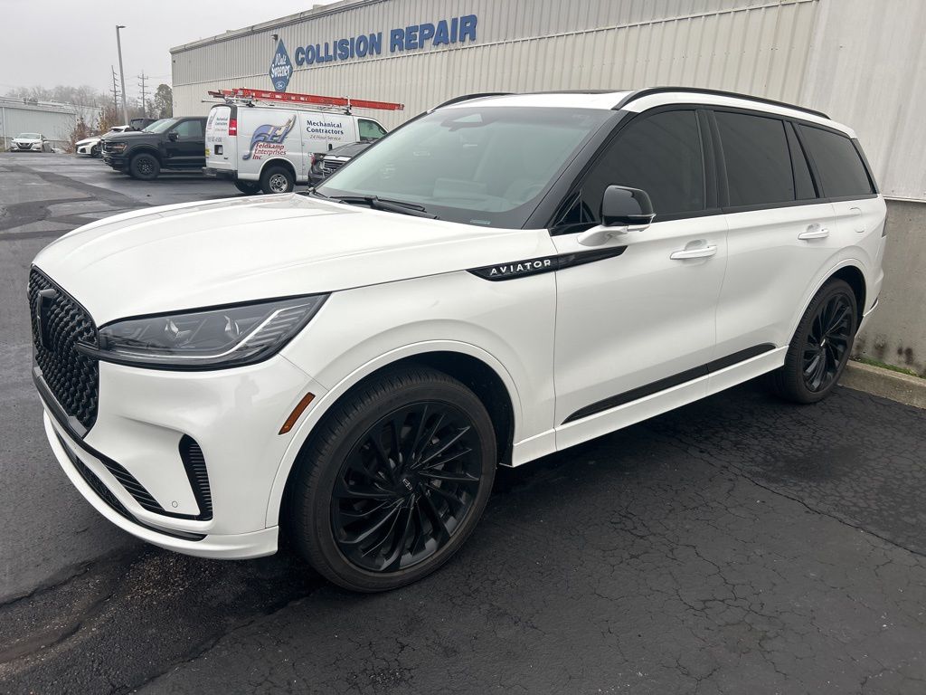 2025 Lincoln Aviator