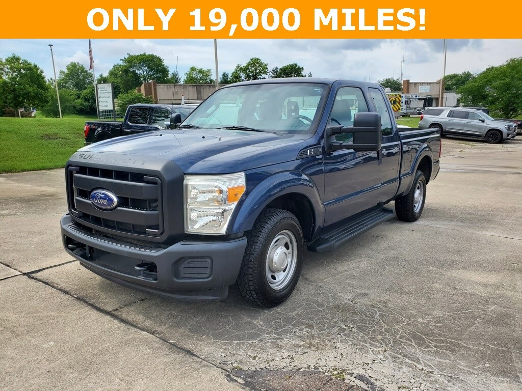 2016 Ford F-250 XL photo 2
