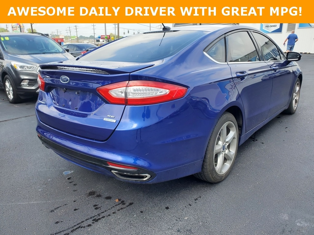 Used 2015 Ford Fusion SE Sedan