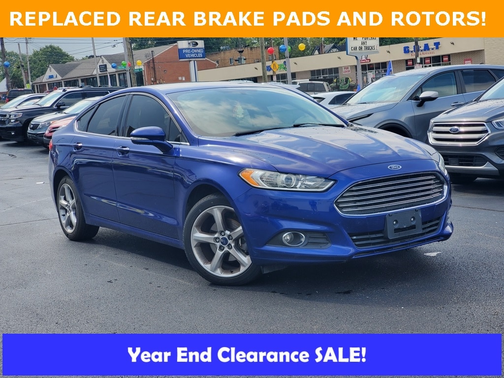 Used 2015 Ford Fusion SE Sedan