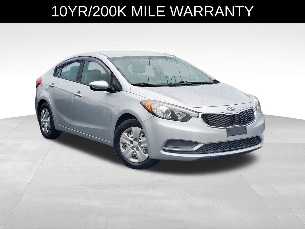 2015 Kia Forte LX's photo