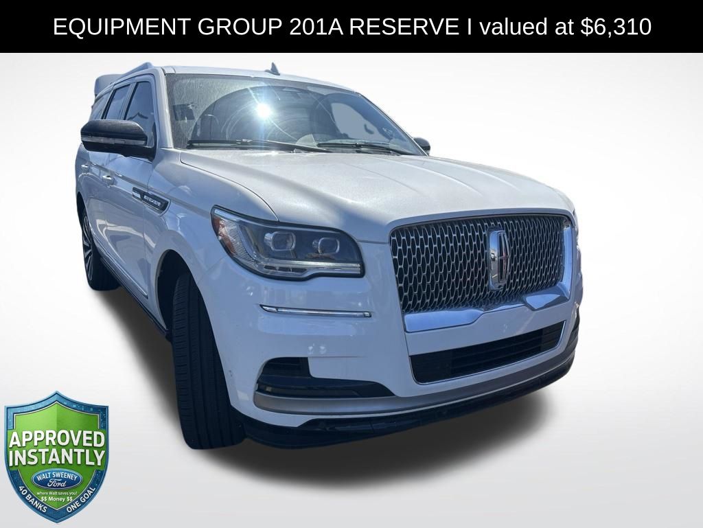 2024 Lincoln Navigator Reserve 4WD's photo
