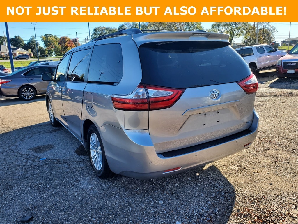 Used 2015 Toyota Sienna XLE Minivan/Van