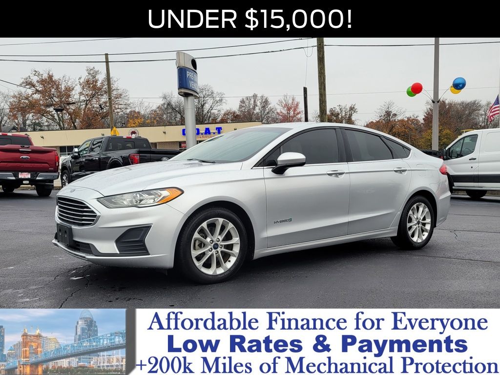 2019 Ford Fusion Hybrid SE's photo