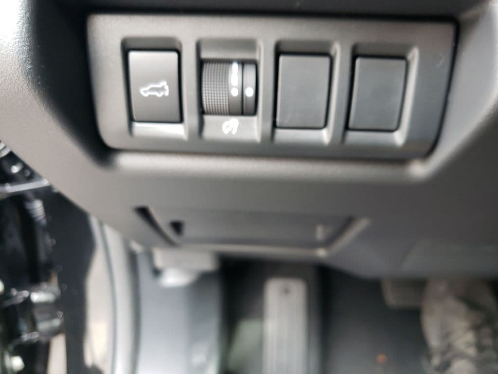 2026 Subaru Outback Limited - Photo 18