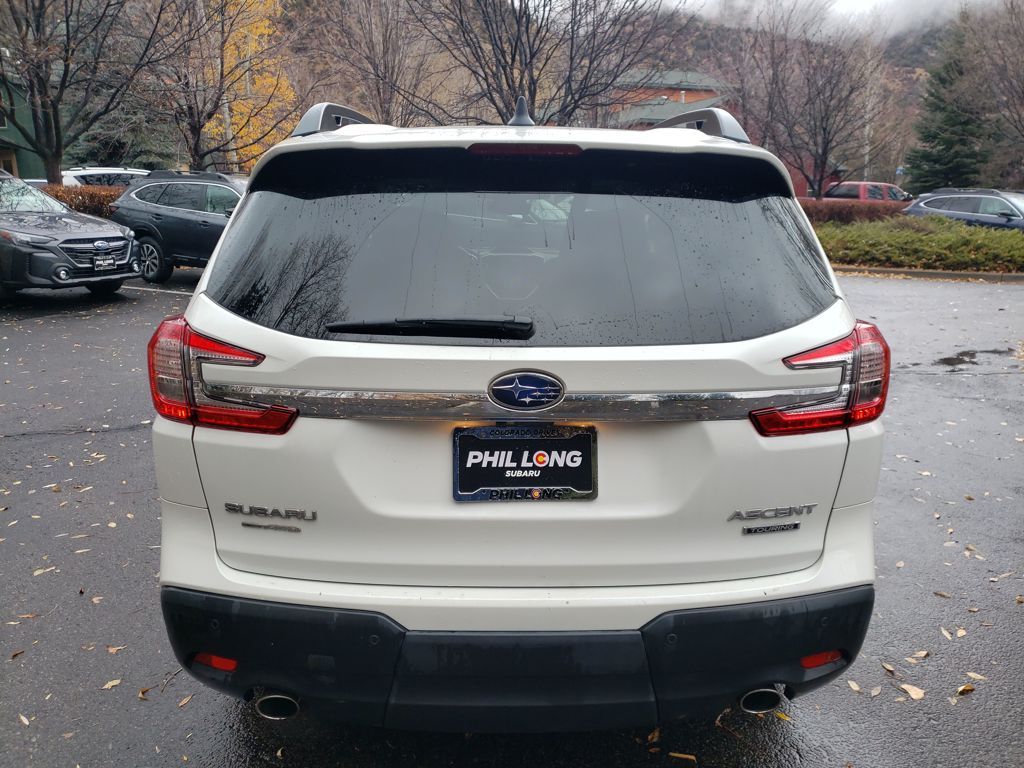 2023 Subaru Ascent Touring photo 3
