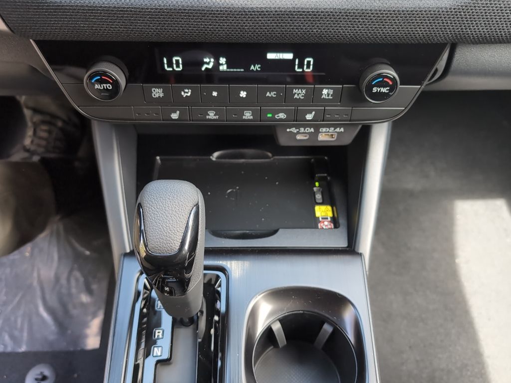 2026 Subaru Outback Premium - Photo 11