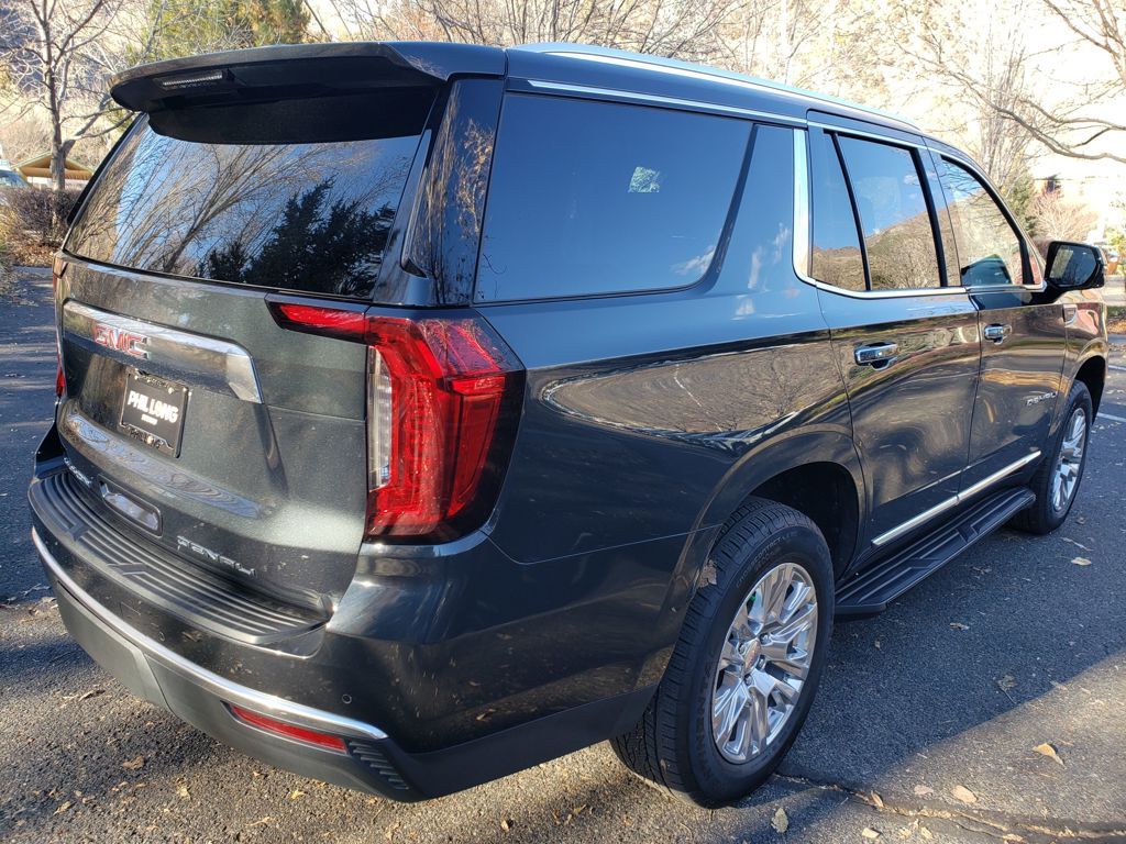 2021 Gmc Yukon Denali photo 3