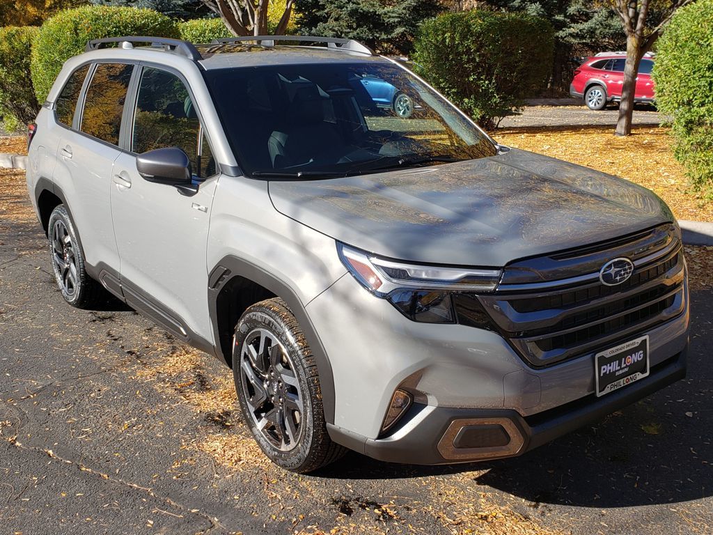 2025 Subaru Forester Limited's photo