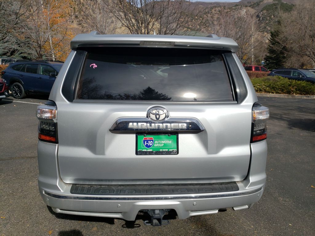 2015 Toyota 4Runner Limited photo 4
