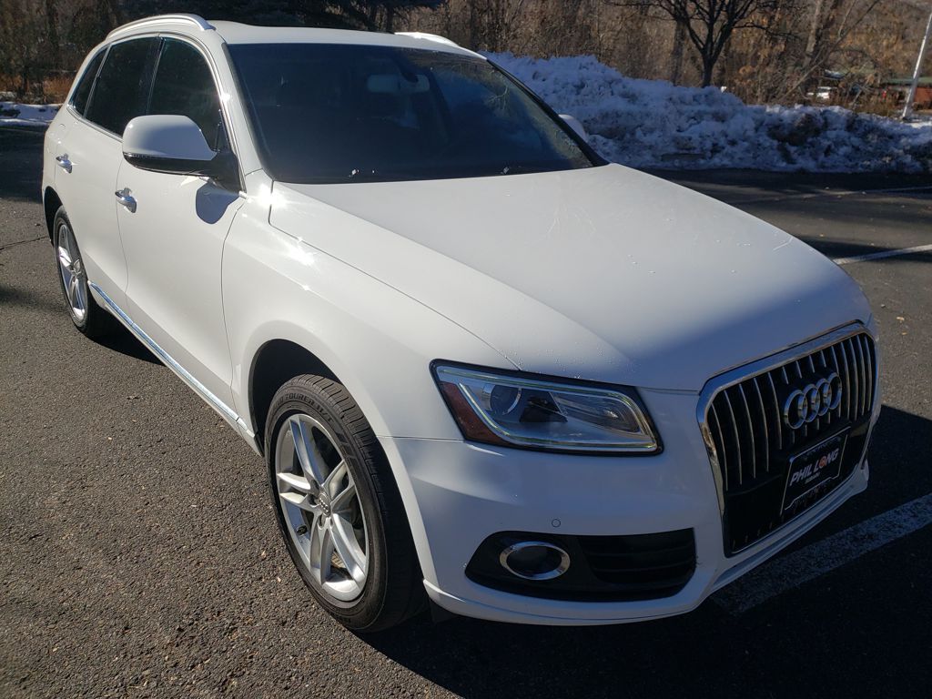 2016 Audi Q5 Premium Plus's photo