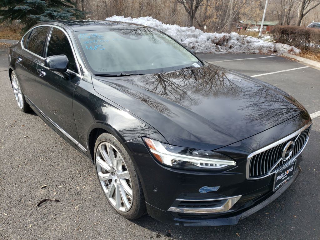 2019 Volvo S90 Inscription's photo