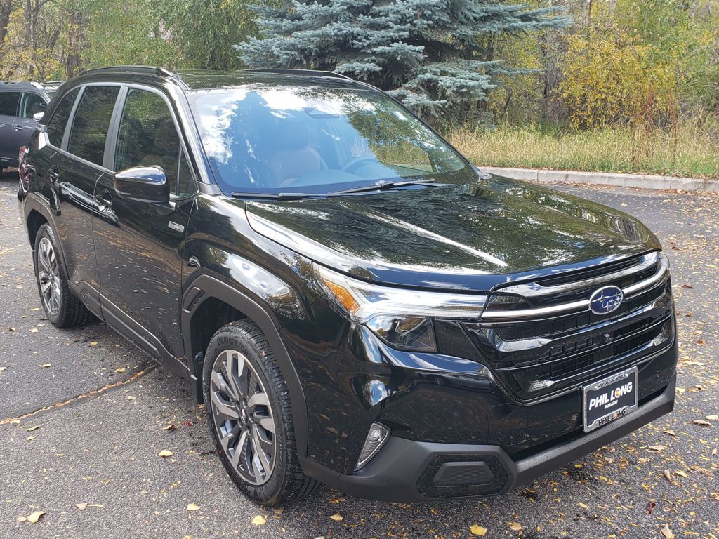 2025 Subaru Forester Touring's photo