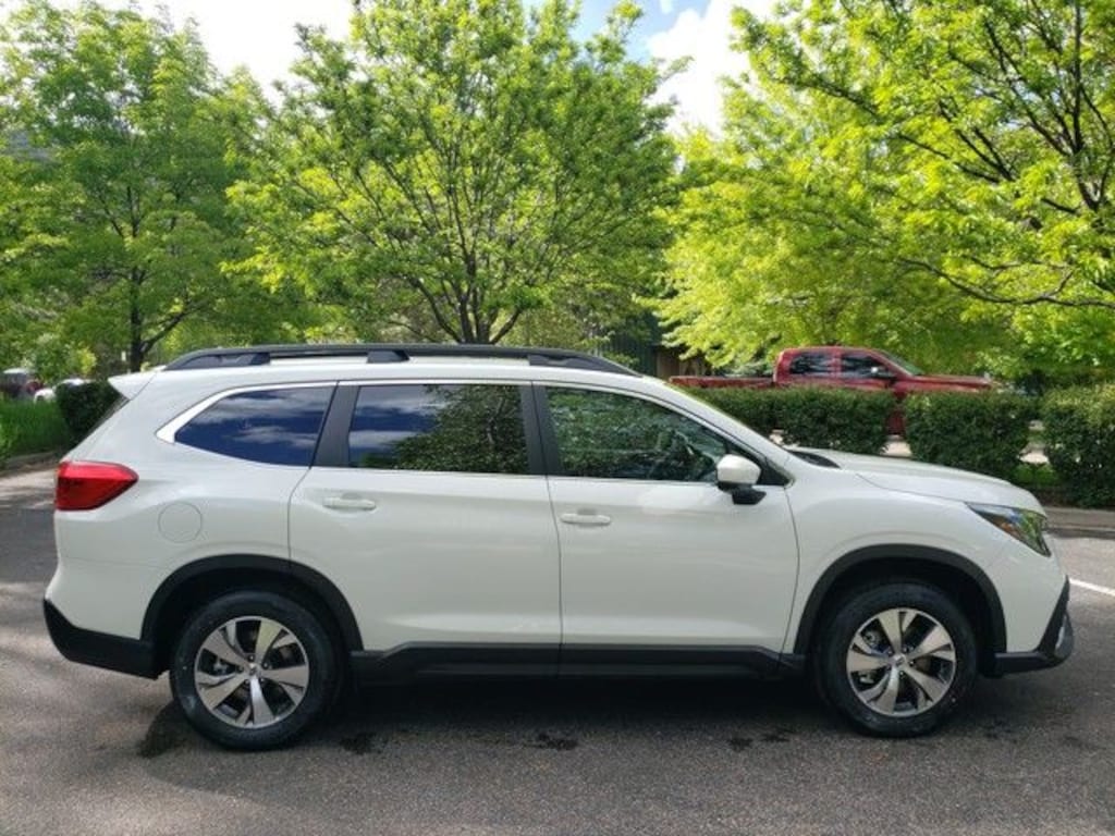 Used 2025 Subaru Ascent Premium SUV